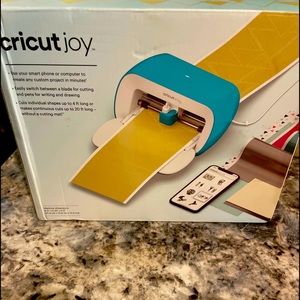 Cricut Joy, new still in plastic